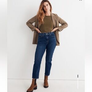 Madewell Mom Jean in Hoover Wash